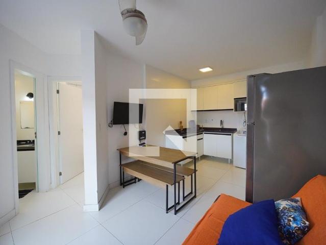 Apto, Cachoeira do Bom Jesus, 1 Quarto, 47 m2 Florianópolis