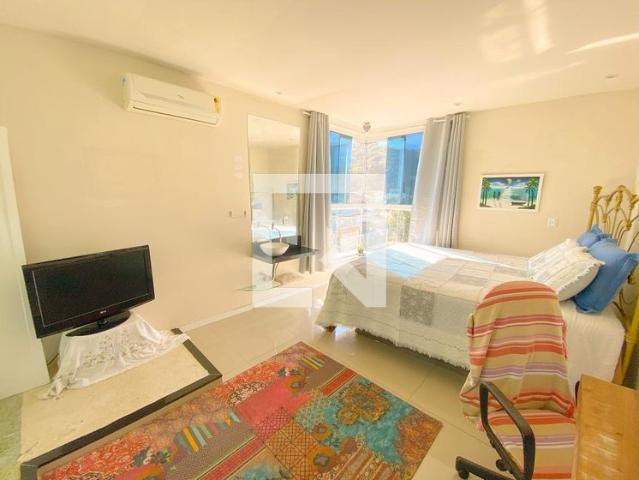 Apto, Cachoeira do Bom Jesus Leste, 1 Quarto, 38 m2 Florianópolis