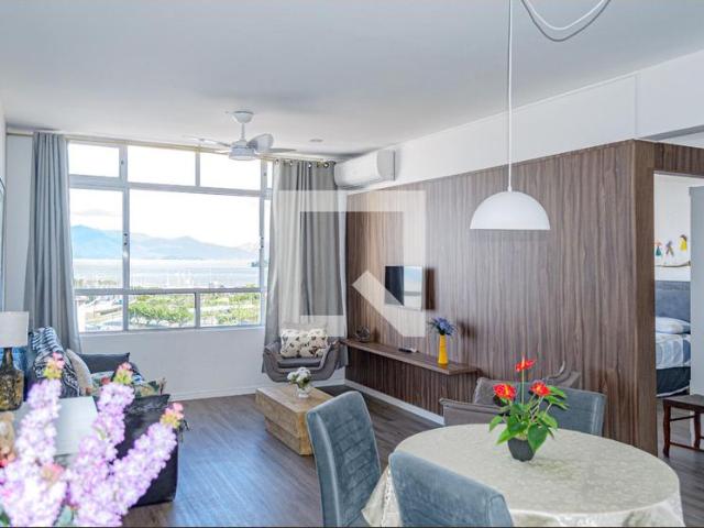 Apto, Centro, 1 Quarto, 56 m2 Florianópolis