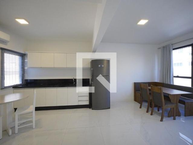 Apto, Centro, 1 Quarto, 60 m2 Florianópolis