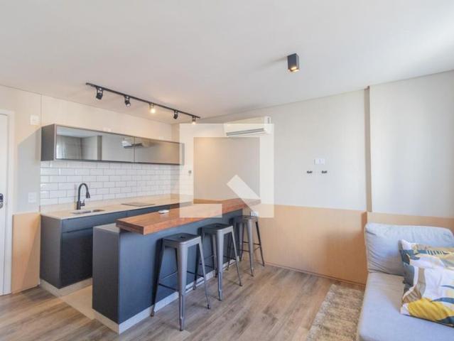 Apto, Centro, 1 Quarto, 28 m2 Curitiba