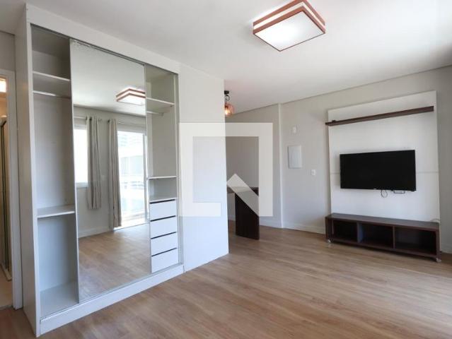 Apto, Centro, 1 Quarto, 32 m2 São Paulo