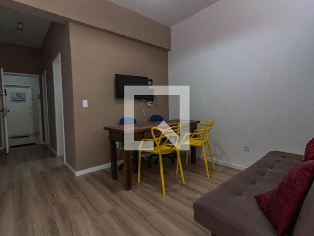 Apto, Centro, 1 Quarto, 39 m2 Florianópolis