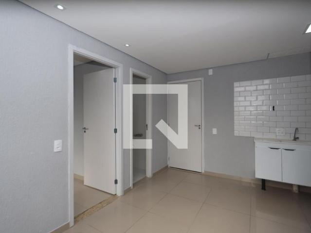 Apto, Cidade Satelite Santa Barbara, 2 Quartos, 33 m2 São Paulo