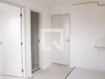 Apto, Cidade Satelite Santa Barbara, 2 Quartos, 32 m2 São Paulo