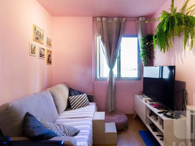 Apartamento com 1 dormitório, 1 suíte e 1 vaga