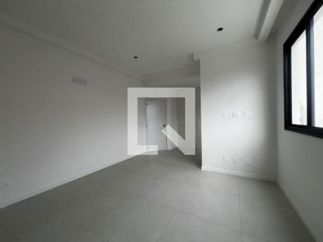 Apto, Coqueiros, 2 Quartos, 65 m2 Florianópolis
