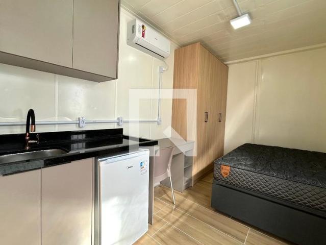 Apto, Córrego Grande, 1 Quarto, 15 m2 Florianópolis