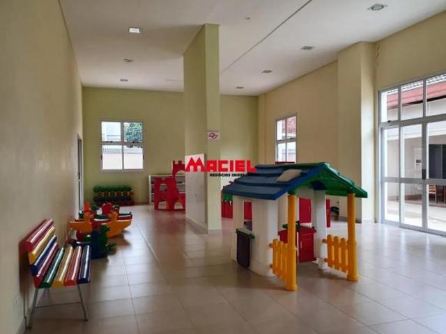 apto de 103m² com móveis planejados em todos os ambientes ? TODESCHINI. 03 dormitórios, sendo 01