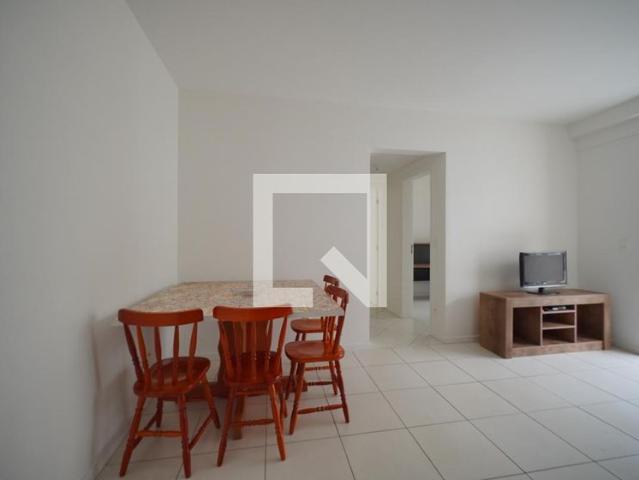 Apto, Forquilinhas, 2 Quartos, 65 m2 São José
