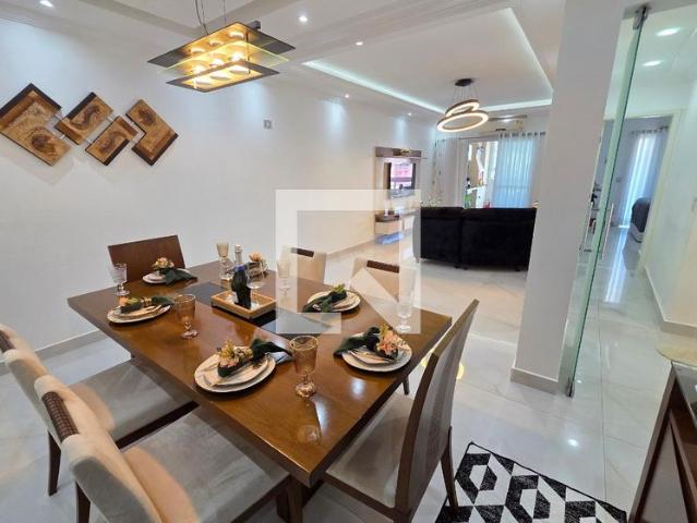 Apto, Guilhermina, 2 Quartos, 172 m2 Praia Grande