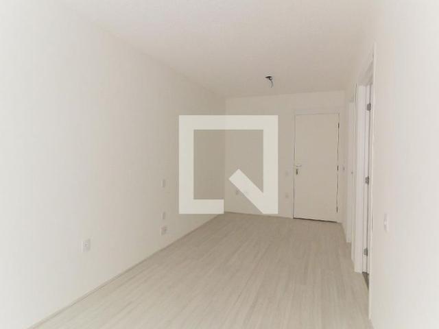 Apto, Itaquera, 1 Quarto, 26 m2 São Paulo