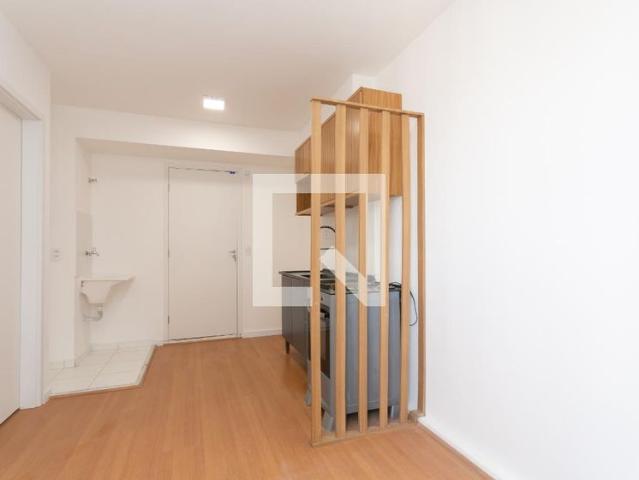 Apto, Itaquera, 1 Quarto, 27 m2 São Paulo