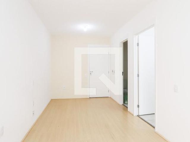Apto, Itaquera, 1 Quarto, 28 m2 São Paulo