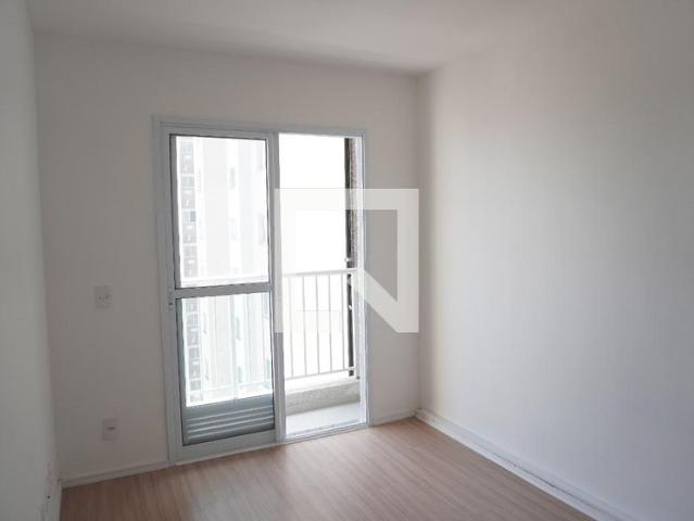 Apto, Itaquera, 1 Quarto, 27 m2 São Paulo