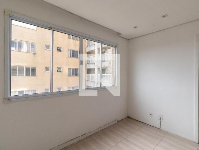 Apto, Itaquera, 1 Quarto, 28 m2 São Paulo