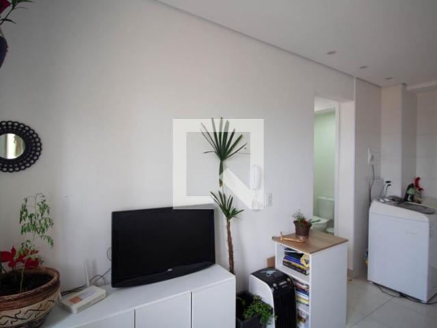 Apto, Itaquera, 2 Quartos, 32 m2 São Paulo