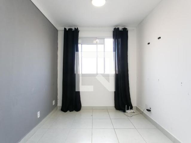 Apto, Itaquera, 2 Quartos, 32 m2 São Paulo