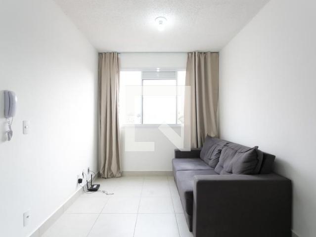 Apto, Itaquera, 2 Quartos, 32 m2 São Paulo