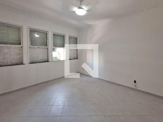 Apto, Icaraí, 2 Quartos, 120 m2 Niterói
