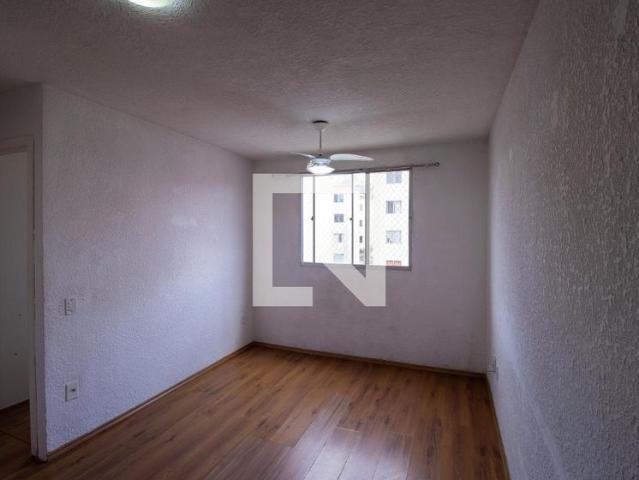 Apto, Jardim Central, 2 Quartos, 42 m2 Cotia