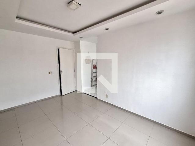 Apto, Jardim Primavera, 2 Quartos, 47 m2 Duque de Caxias