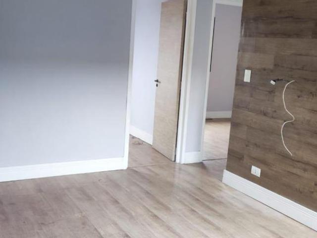 Apto Jardim Romano, com vaga de garagem