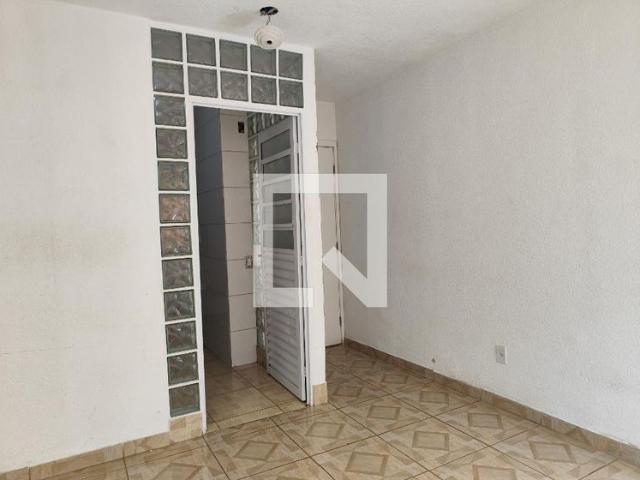 Apto, Jardim Santo Eduardo, 2 Quartos, 42 m2 Embu das Artes