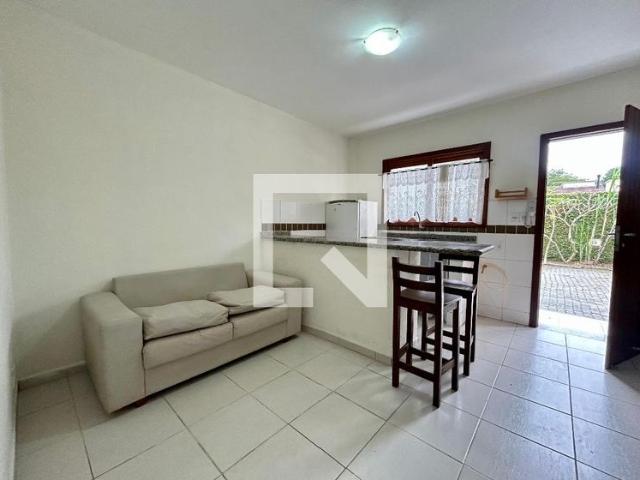 Apto, Porto da Lagoa, 2 Quartos, 65 m2 Florianópolis