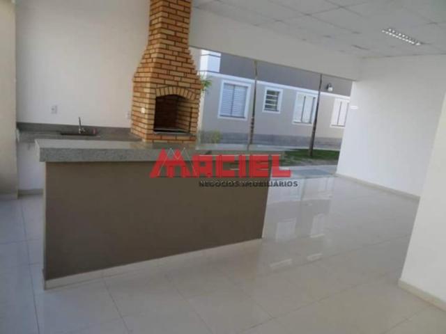 APTO PROXIMO A GM COM FACIL ACESSO PELA VIA DUTRA
