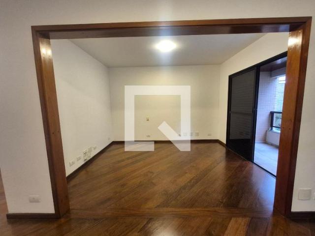 Apto, Real Parque, 3 Quartos, 132 m2 São Paulo