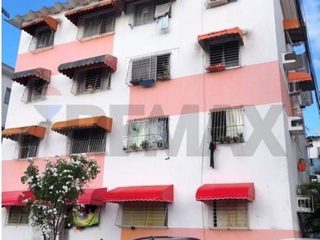 Apto Reformado no Ibura, 2 quartos