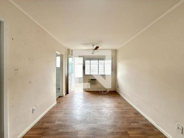 Apto, São Sebastião, 1 Quarto, 27 m2 Porto Alegre