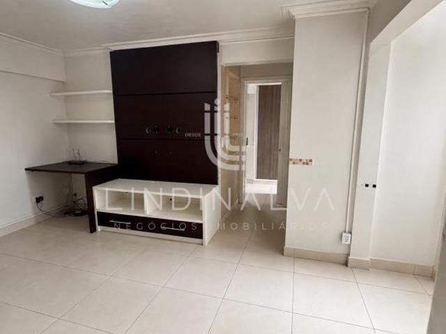 Apto semi mobiliado à venda no Ed. Cheverny, Polo Centro | Foz do Iguaçu/PR
