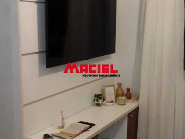 APTO SEMI MOBILIADO EM FRENTE A SMART FIT