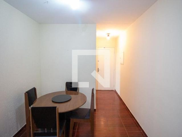 Apto, Vila Carmosina, 2 Quartos, 48 m2 São Paulo