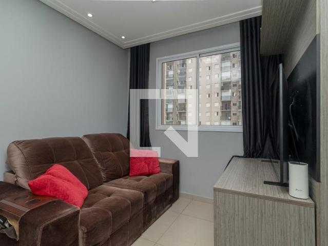 Apto, Vila Antonieta, 2 Quartos, 47 m2 São Paulo