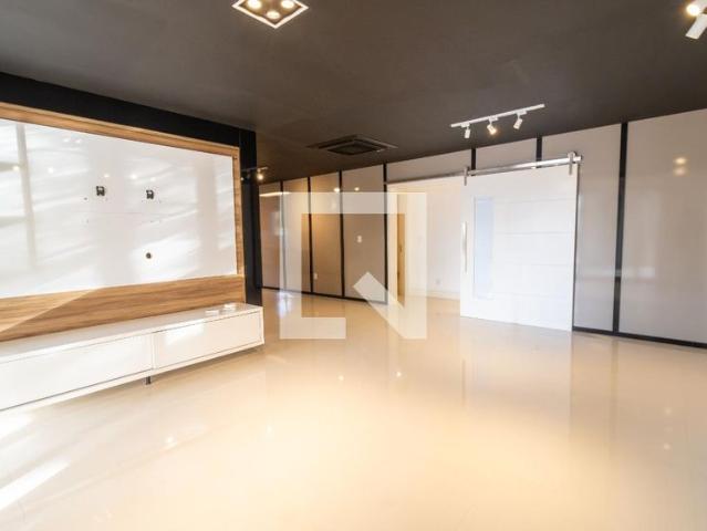 Apto, Vila Assunção, 3 Quartos, 550 m2 Porto Alegre