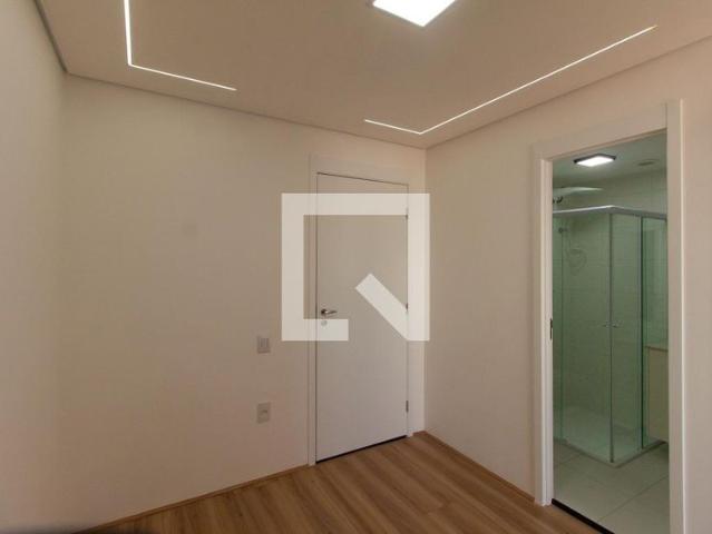 Apto, Vila Santa Clara, 1 Quarto, 28 m2 São Paulo