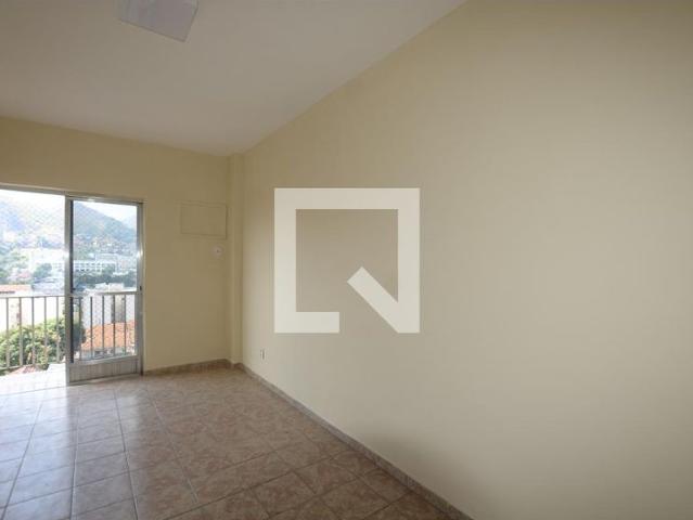 Apto, Vila Valqueire, 2 Quartos, 55 m2 Rio de Janeiro