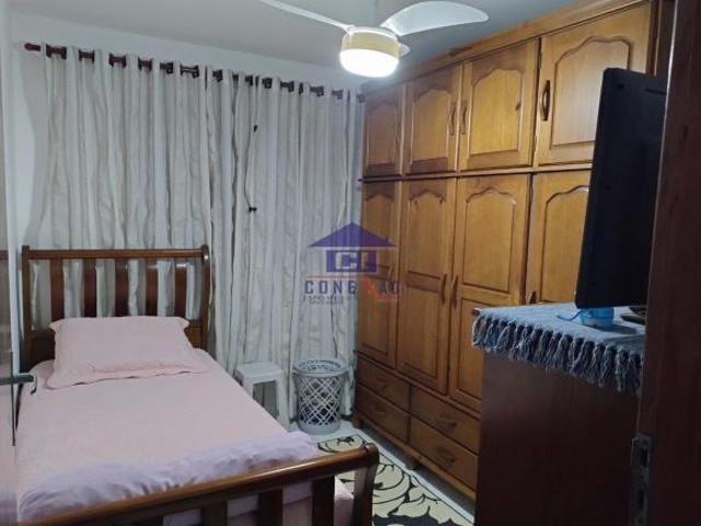 APTO 2 DORM TODO REFORMADO