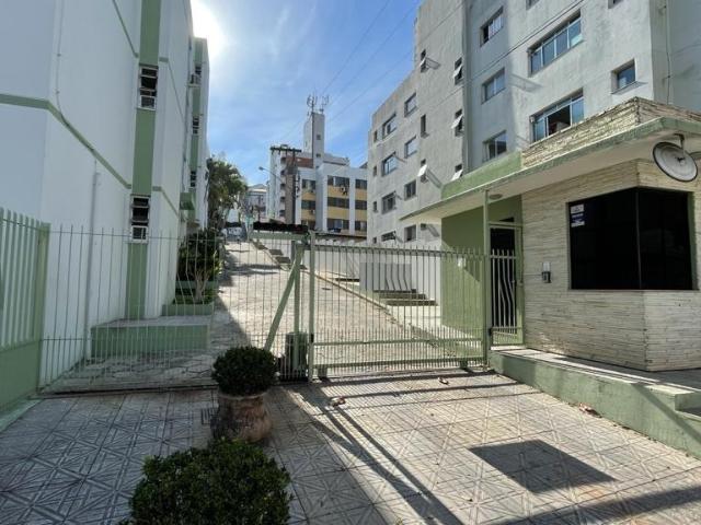 Apto 2 dorm com2 vagas em frente a UFSC