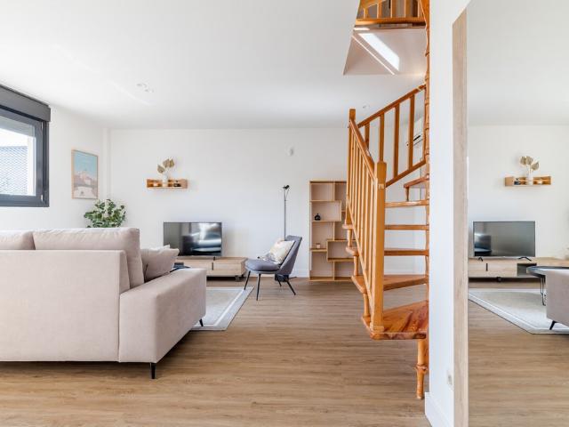 Apto. 2BR dúplex c/terraza 4 Torres by CH