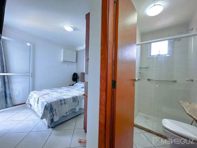 Apto 3 quartos de frente para o mar totalmente mobiliado