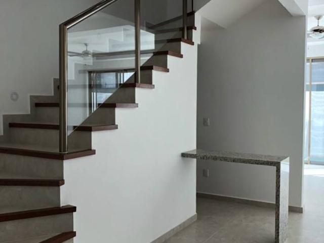 Aqua Residencial Hermosa casa en venta / Beautiful house for sale