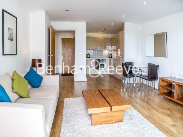 Aqua Vista Square, Craig Tower E3 1 bed apartment to rent £1,900 pcm £438 pw