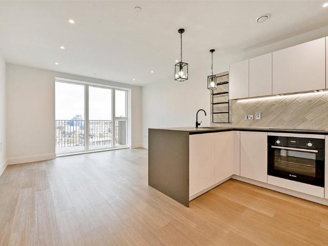 Aquifer House, Exploration Way. 2 bed apartment to rent £1,750 pcm £404 pw