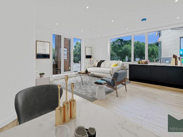 Aquila House, Redhill RH1, 2 bed flat to rent, £1,575 pcm | PrimeLocation