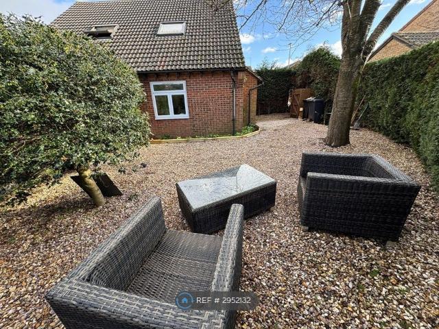 Aquitaine Close, Northampton NN5, 1 bed maisonette to rent, £895 pcm | PrimeLocation