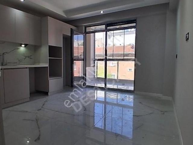 Ar 010 Çamlıca Mah. 3+1 145m2 Tombakzade Cd.yakını Satılık Daire